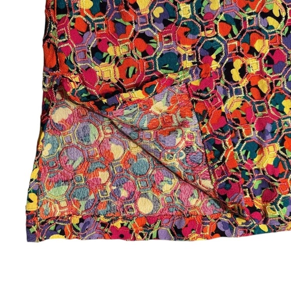 JOHN MARK Multicolor Embroidered Eyelet Tunic Top Wire Collar Roll-Tab Sleeve M - Picture 8 of 12